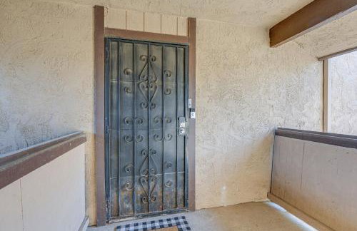 Cozy Fresno Condo w/ Balcony & Pool Access - Photo 23