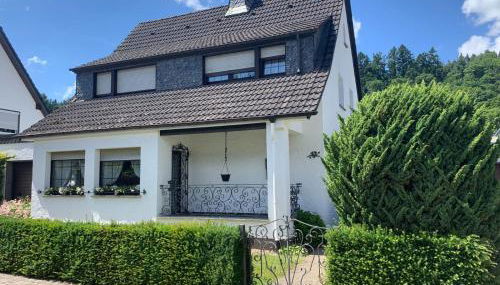 ZusammenZeit in Schleiden - inklusive Garage, großer Terrasse und 3 Schlafzimmer - ideal für Familien und Freunde - Hunde freundlich - Foto 2