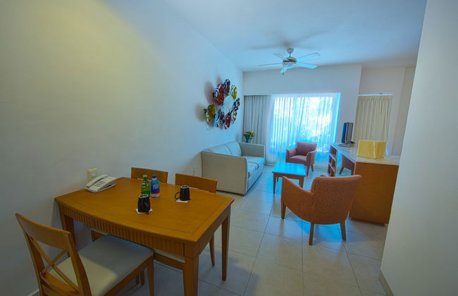 Ambiance Suites Cancun - Photo 8