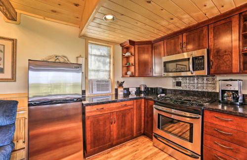 Idyllic Dolores Cabin with Fire Pit and Lake Views! - Foto 10