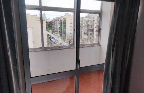 Lisbon spacious T2 in Damaia, Lisbon - Foto 29