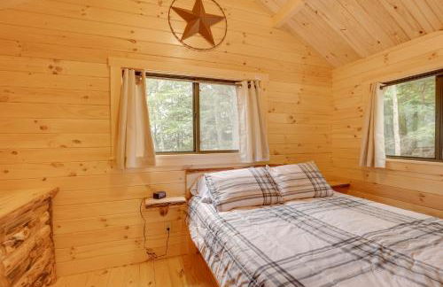 Mtn-View Middlebury Center Cabin Deck and Grill! - Foto 11