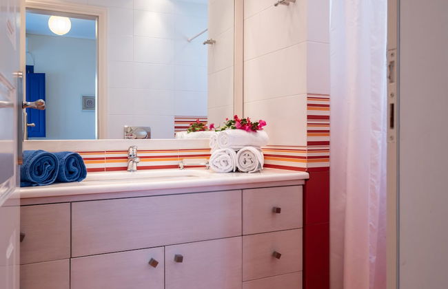 Santorini Mystique Garden - Photo 16