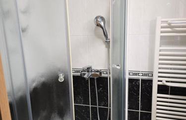 APARTMAN LAVANDA ZAGREB 57 Square Meters 2 Bedrooms Free Parking Self Check-in - Photo 22