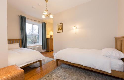 Queen Ann's Close - Photo 38