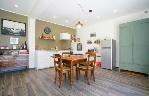 Cozy Home In Marsaglia With Kitchen - Foto 5