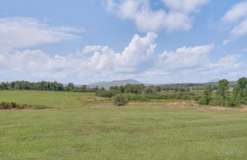 Less Than 1 Mi to Lake Mtn-View Cabin with Porch in Newport - Foto 26