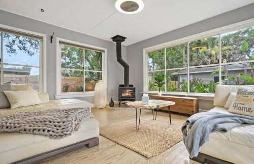 Onyx House King Size Beds Bikes Games Wine - Foto 17