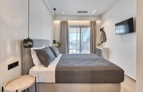 Marea Luxury Suites - Photo 79