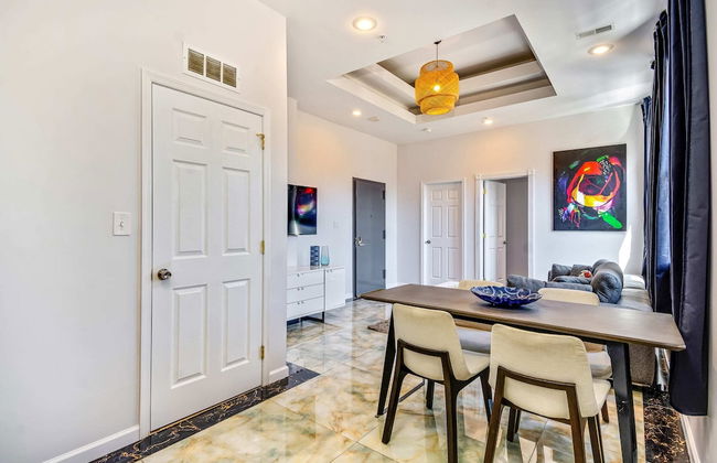 Retreat in a Stylish 2BD Apartment in the Heart of the City - Foto 15