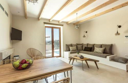 Upper View Villa, with private pool - Photo 43