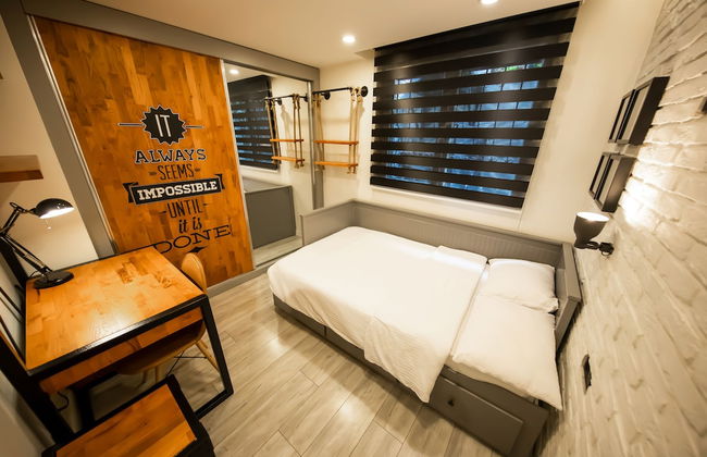 Ava Boutique - Foto 18