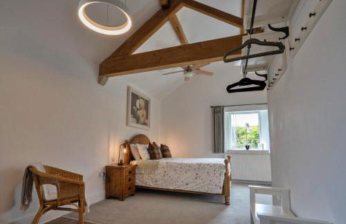 Finest Retreats - Westhills Loft - Photo 11
