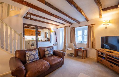 Charming Cottage near Dartmouth with Log Burner - Photo 28