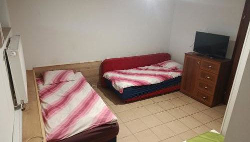 Fenix Grzybno pokoje pracownicze, rodzinne, typu standard,dłuższe pobyty - Foto 3