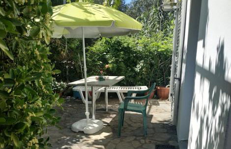 Kleines gemütliches Studio mit Terrasse, im Grünen gelegen - Foto 8