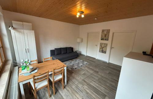 Erdgeschosswohnung mit separatem Eingang zwischen Hannover und Wolfsburg - Foto 3