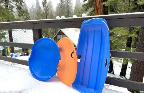 The Cedar House Prime Spot Kayaks & Cool AC - Photo 11