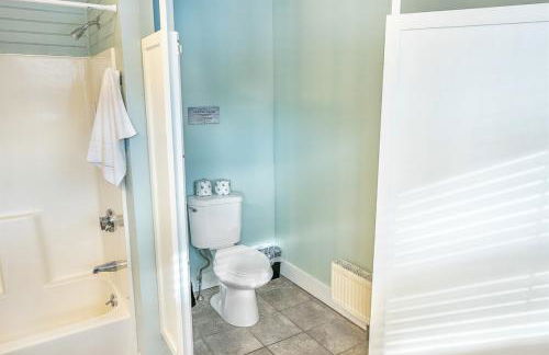 Updated 1900s Home with Fire Pit - Pet Friendly - Foto 27