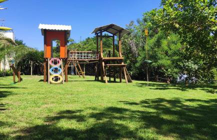 Guarajuba Porto Smeralda Village C02, térreo - GUARAJUBA TEMPORADA, viva mais de uma experiência de hospedagem conosco! 130m da praia - Foto 24