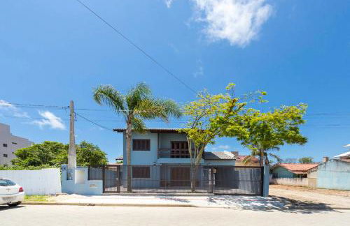 Casa Patta - 05 dormitórios, com piscina. - Foto 3