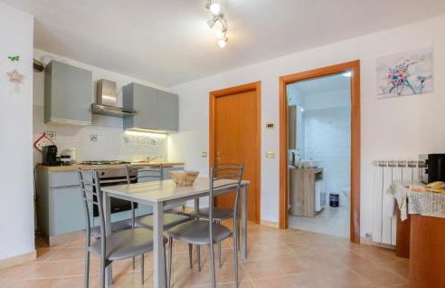 1 Bedroom Stunning Apartment In Masso - Foto 5