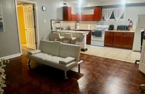 Cozy and Spacious Private Basement - Foto 2