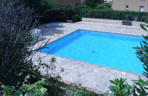 Saint-Mandrier ou la presqu'île de beauté - Photo 1