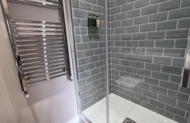 The Studio at Chequers - Newly Renovated Luxury Studio - Foto 26