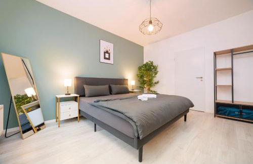 Smart Home - Wuppertal - Perfect for 6-8 Guests! Netflix - Central - Free Parking Zone - Foto 4