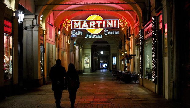 Tour nocturno guiado a pie por Turín de 2 horas en grupo reducido - Foto 5