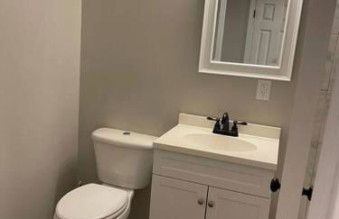 Spacious Home near Airport - Foto 8