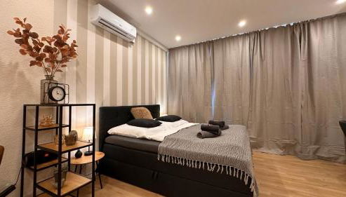 Bellahomes, Aircondition, private Parking, Netflix, Airport 30 Minuten - Foto 4