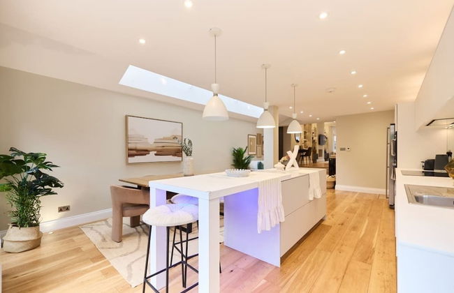 The Latimer Wonder - Stunning 5bdr House With Garden - Foto 5