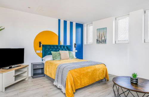 Trendy Studio Apartment - Foto 13