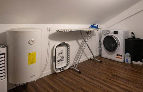 Snuggly Corner by Trip2Portugal - Foto 14