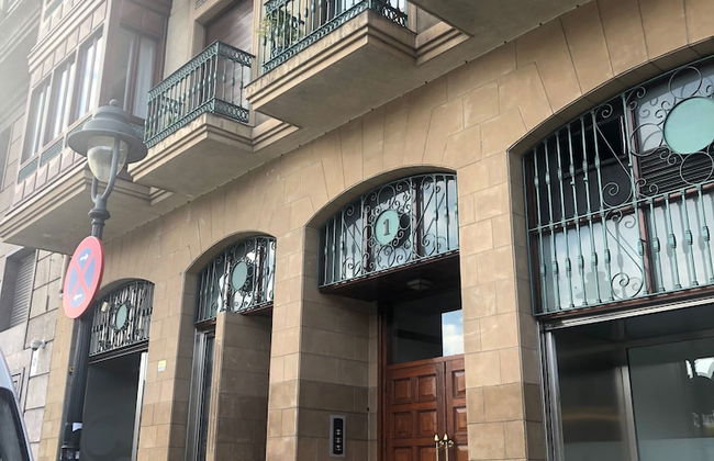 Piso Señorial en Corazon de Bilbao - Foto 17