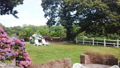 Stone House in Brittany Near Sandy Beach - Foto 5, Garden