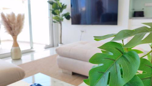 Deluxe Ocean View Penthouse - Pool & free parking - Foto 2