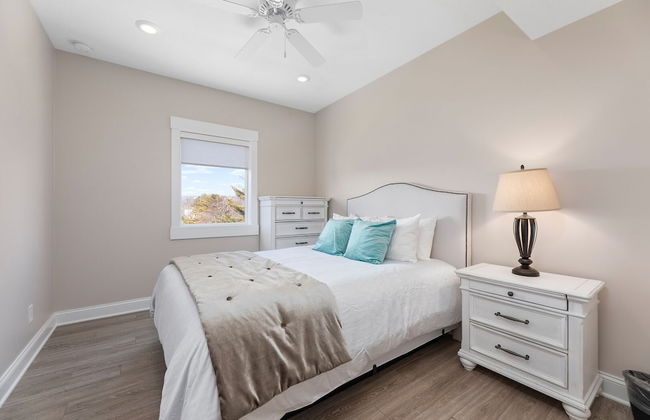 539 Bay St. Lake View Condo Unit 202W - Foto 2