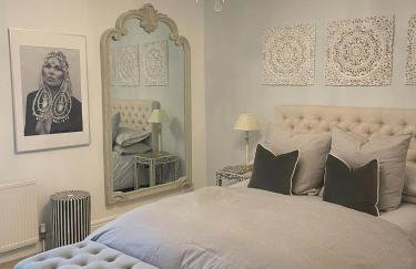 Entire Georgian luxury house - 3 Storey- High St Henley-in-Arden -Two bedrooms-Sleeps 4 people Close to Stratford upon Avon - Warwick - Solihull - NEC - Foto 3