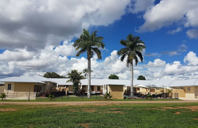 Kernow Charters Towers - Photo 44