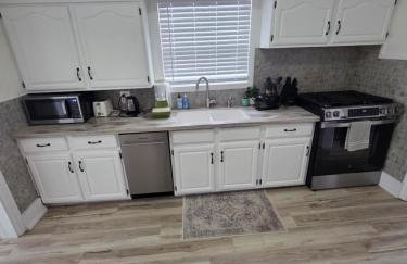 Cozy Neutral Farmhouse 2 - Foto 1