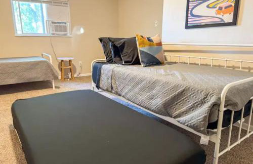 4 Apartments 7 Bedrooms with 23 Beds and Parking WIFI - Foto 39