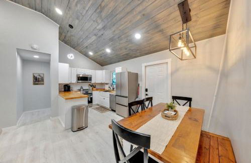 The White Lodge 4BDR Sleeps 8 with Fire Pit - Foto 20