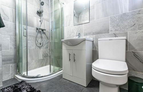 Liverpool city centre house, Free parking - Photo 14