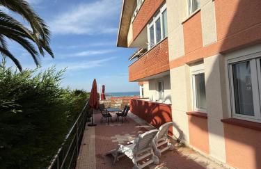 Apartamento con terraza en Mogro Playa de Usil - Foto 2