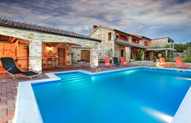 Villa Smilje - Photo 1