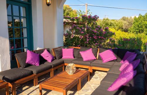 Picturesque Villa in Limnos + Enclosed Garden + Sea View - Foto 2