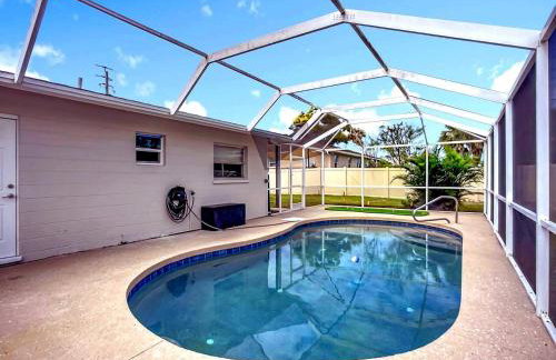 Venice Pool BBQ Mini Golf 3BR 2BA Sleep 12 - Photo 42